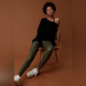 OFFLINE By Aerie Real Luxe Faux Leather Leggings- In Forest Green!!